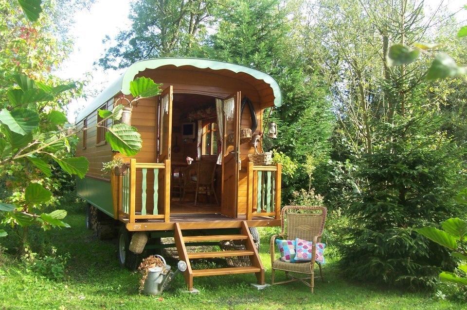 Roulottes Du Rouard Bed and Breakfast Camiers Værelse billede