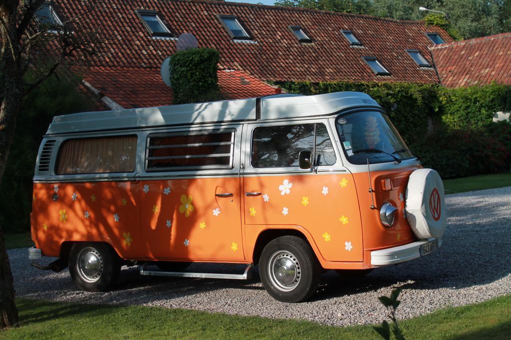 Roulottes Du Rouard Bed and Breakfast Camiers Eksteriør billede